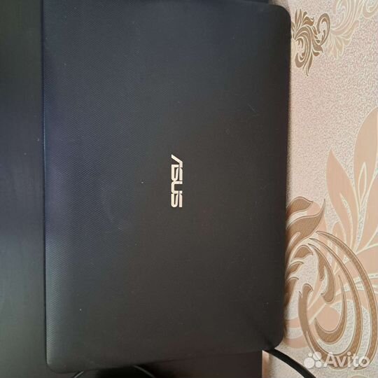Ноутбук asus