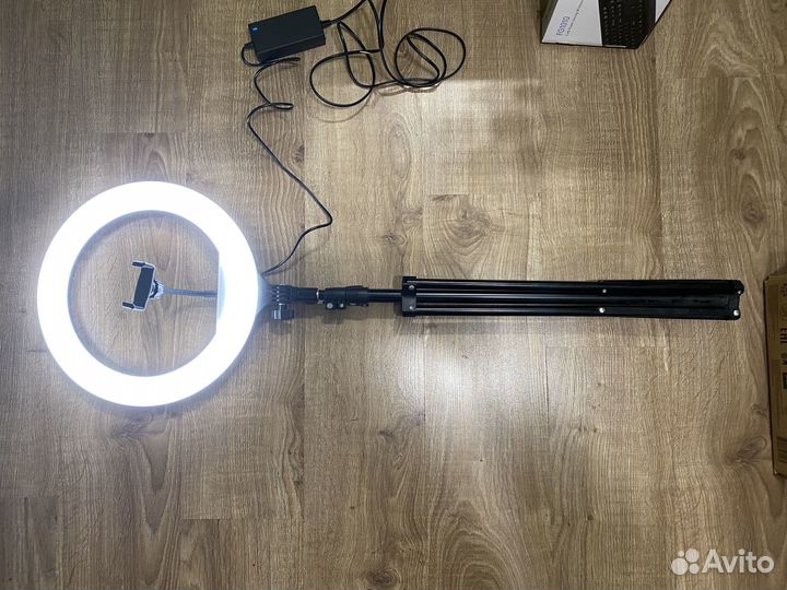 Кольцевая лампа