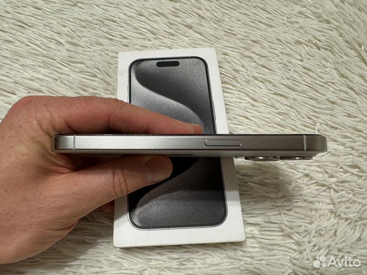 iPhone 15 Pro, 256 ГБ