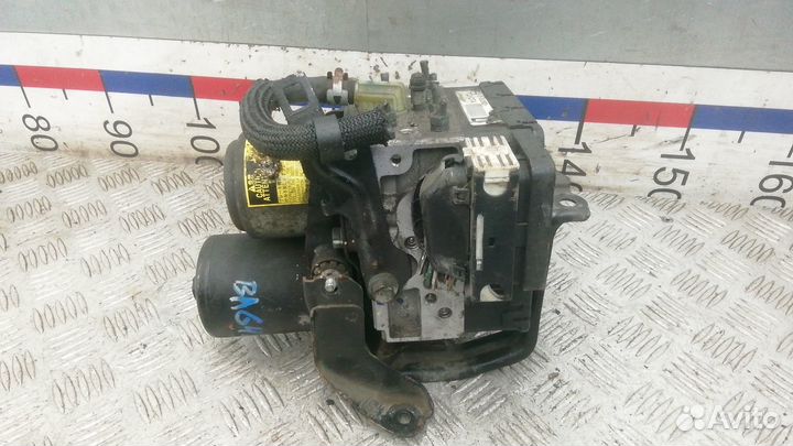 Блок ABS (насос) Lexus RX300/RX330/RX350/RX400h