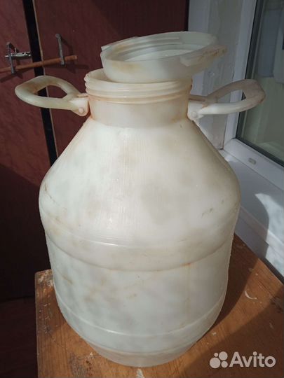 Бидон, бочка с ручками пэ