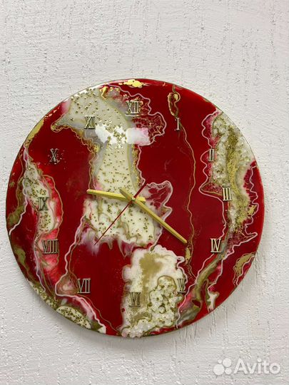Часы настенные из эпоксидной смолы