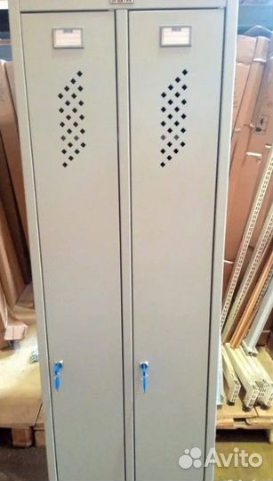 Шкаф металлический кабинка для раздевалок