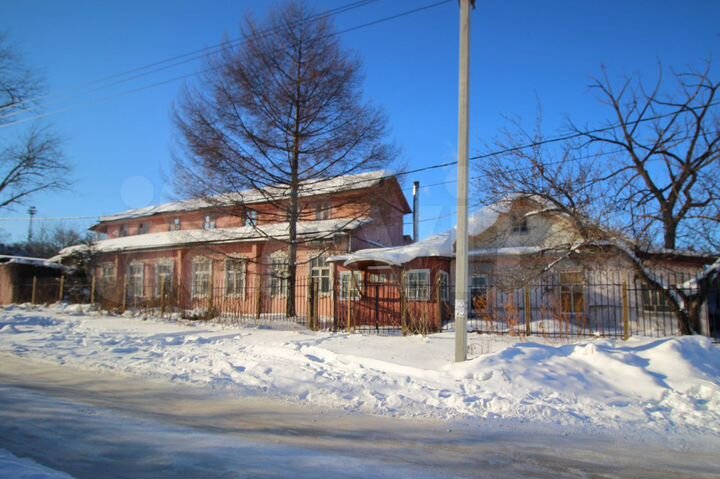 Дом 350 м² на участке 11 сот.