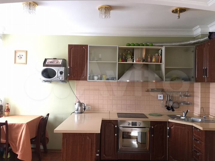 3-к. квартира, 96 м², 4/5 эт.