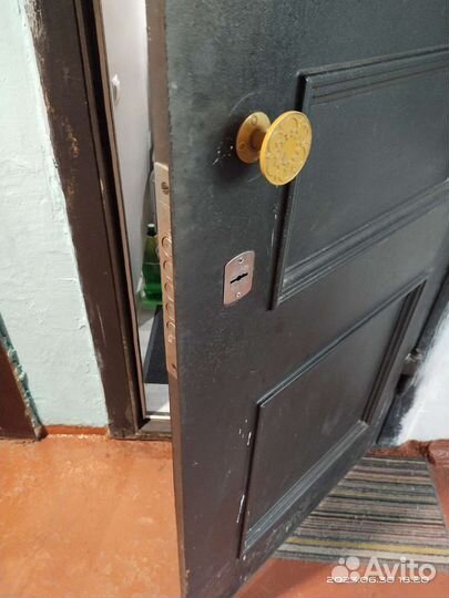 Дверь входная железная бу