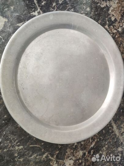 Алюминиевые и эмаль подносы, супница СССР