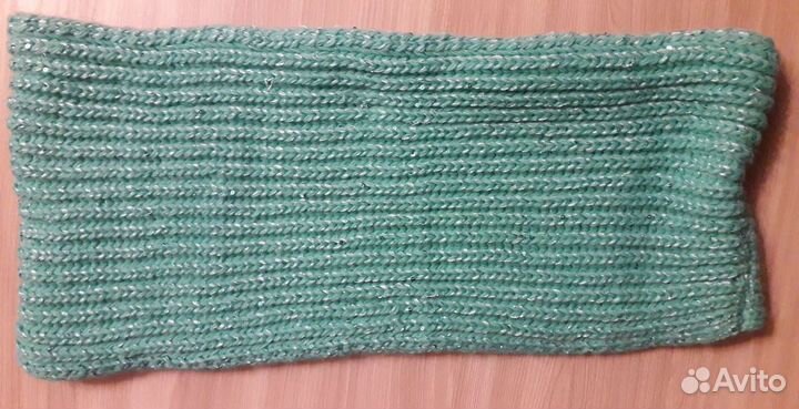 Новый комплект шапка на флисе и шарф-снуд с паетка