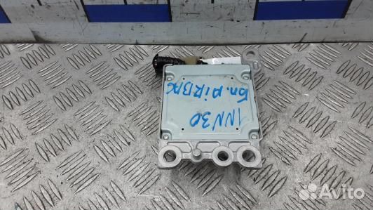 Блок управления airbag nissan X-trail T31 (1NN30OQ