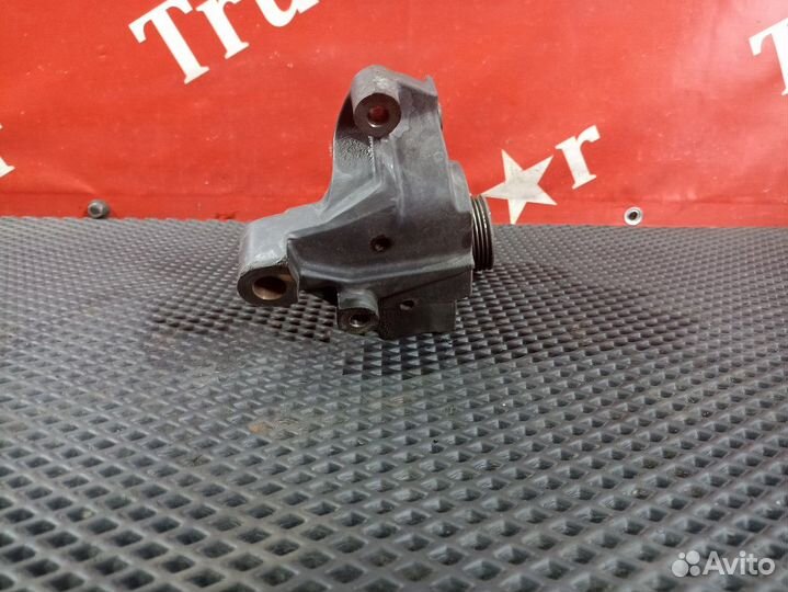 Кронштейн ролика Renault T, Volvo FM