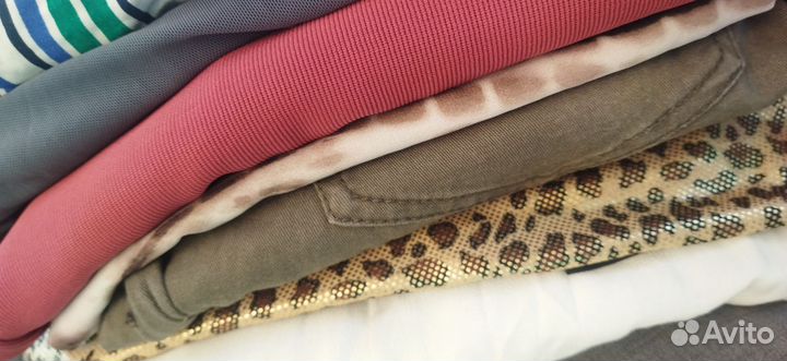 Сумка с одеждой и обувью.Пакетом