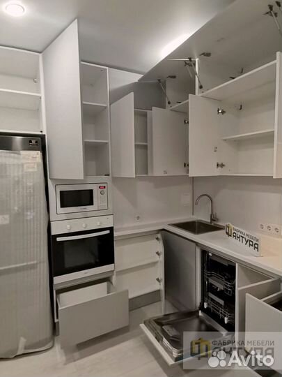 Кухонные гарнитуры