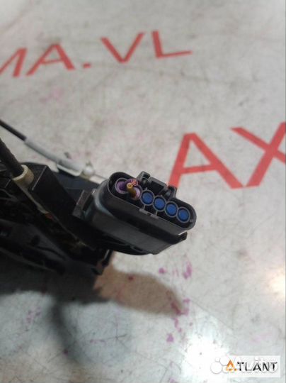 Замок двери передний левый nissan leaf