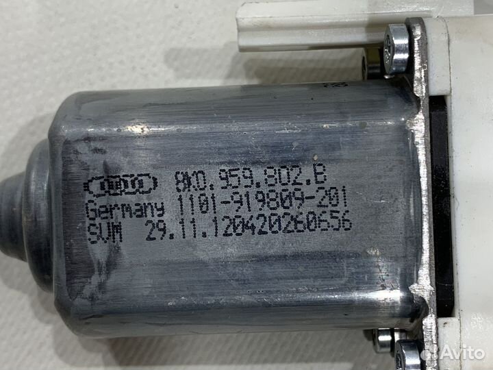 Моторчик стеклоподъёмника VAG