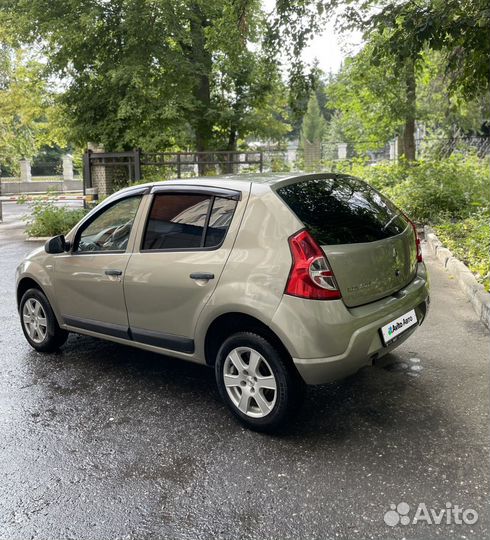 Renault Sandero 1.6 МТ, 2011, 126 164 км