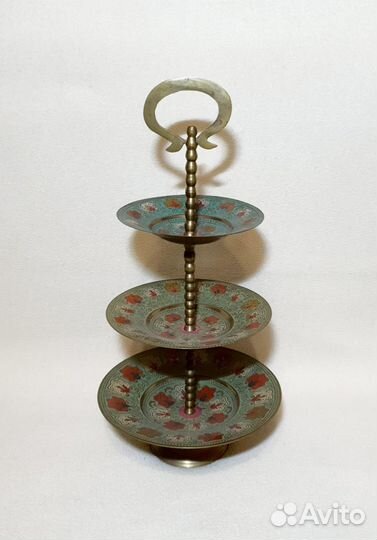 Этажерка, фруктовница. Индия, латунь