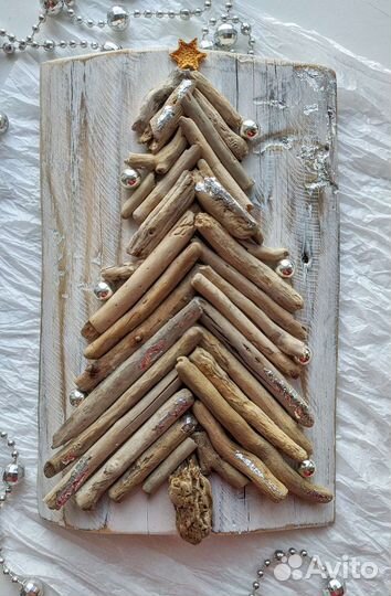 Панно на стену из дерева ручной работы