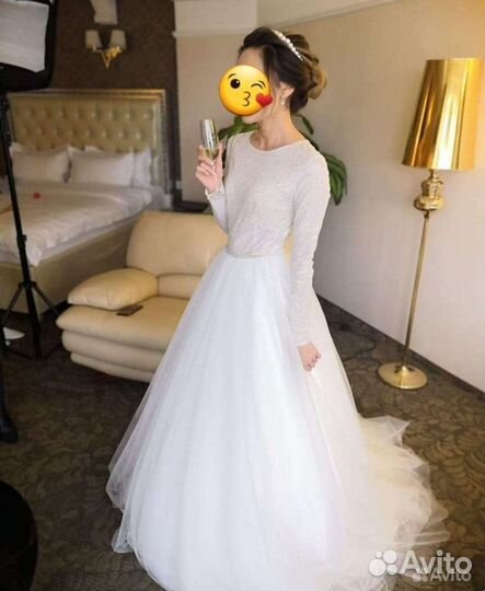 Свадебное платье