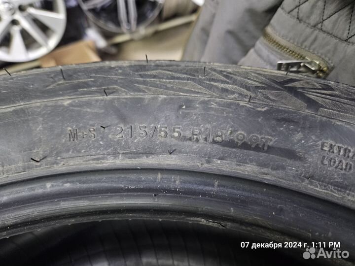 Ikon Tyres Autograph Ice 9 SUV 215/55 R18