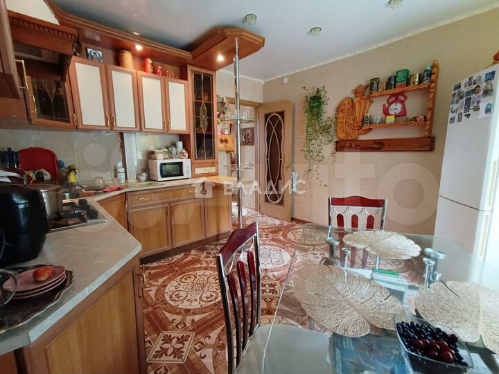 Дом 169 м² на участке 8 сот.