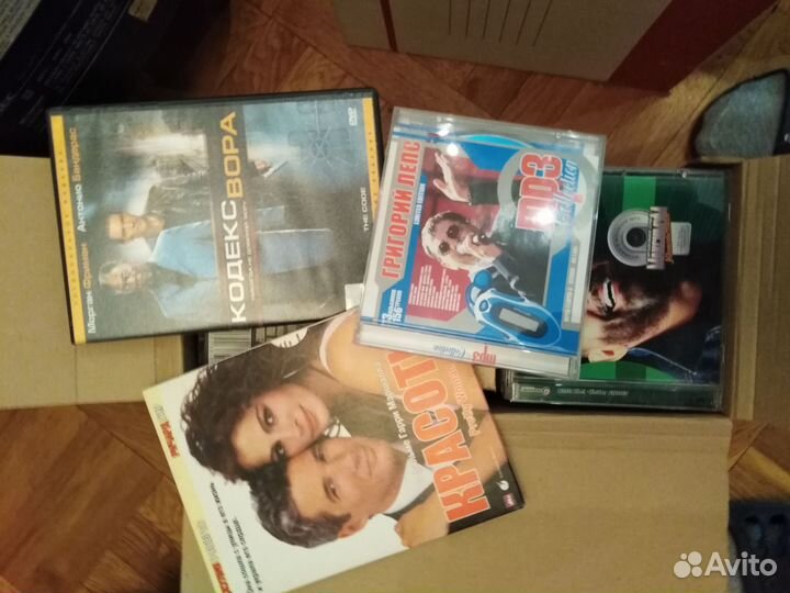 Набор CD/DVD дисков разных жанров