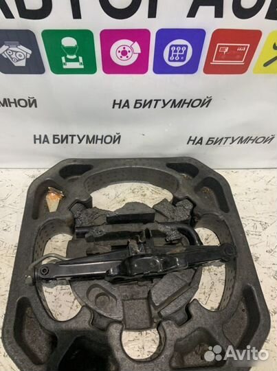 Органайзер в багажник Ford Focus 2