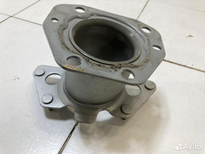 Кронштейн заднего бампера левый Infiniti M M25 M37