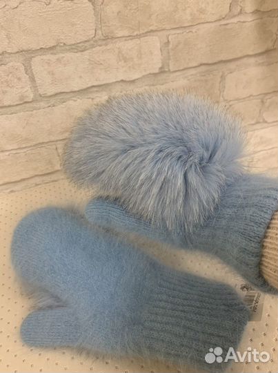 Варежки с мехом песца