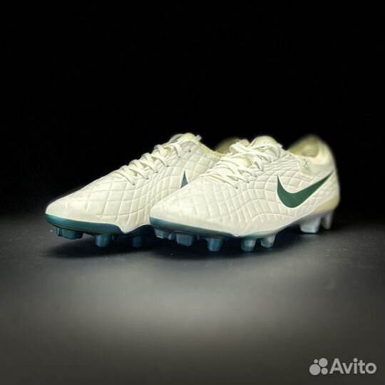 Бутсы Nike Tiempo Legend 10 Elite FG