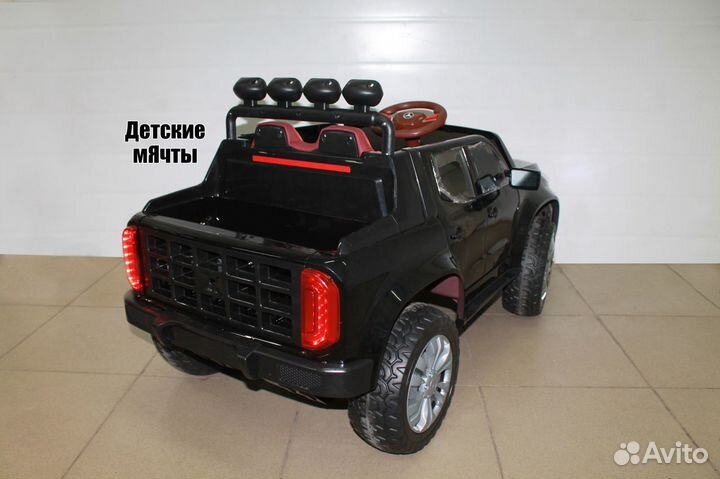 Детский электромобиль, новый