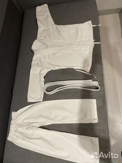 Продам детское кимоно,состояние отличное