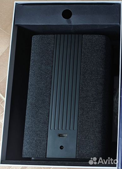 Умная колонка Яндекс Станция 1-го поколения