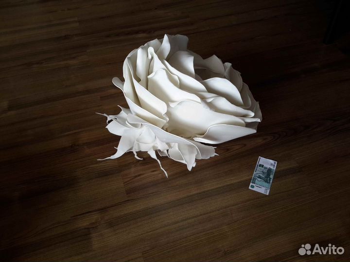 Роза головной убор для театральных постановок