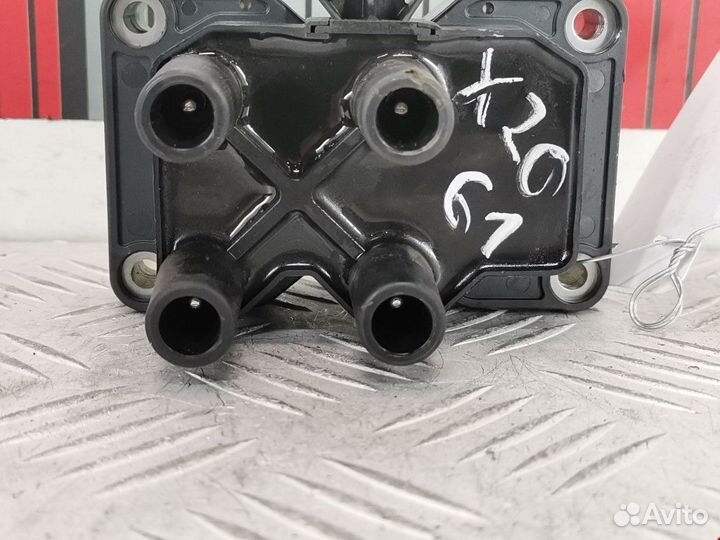 Катушка зажигания Ford Fiesta 5 2005