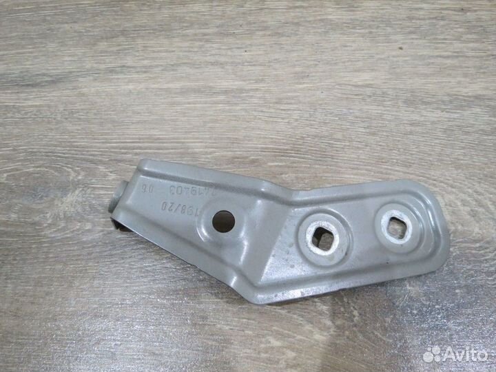 Кронштейн крепления крыла BMW 3 G20