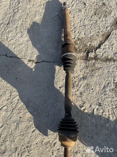 Полуось правая на ford focus 2 1.8 4M513B436JD