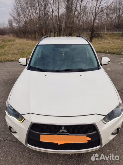 Mitsubishi Outlander 2.0 CVT, 2011, 236 494 км
