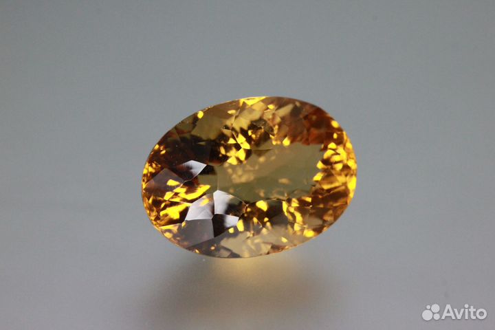 Цитрин 11,75 карата из Бразилии