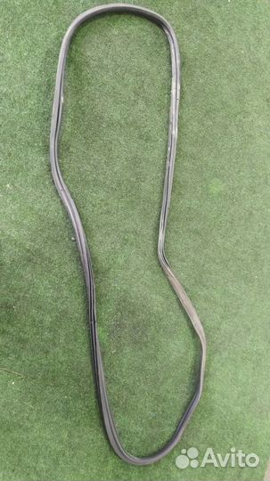 Уплотнение двери багажника Peugeot 207 EP6 2008