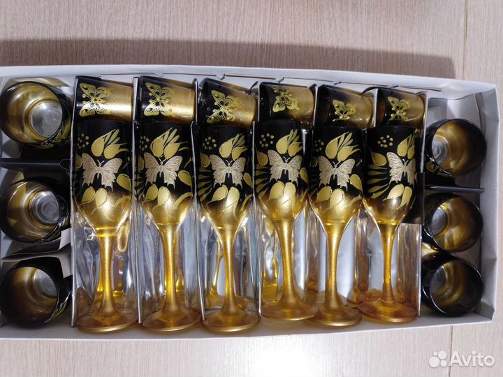 Подарочный набор посуды