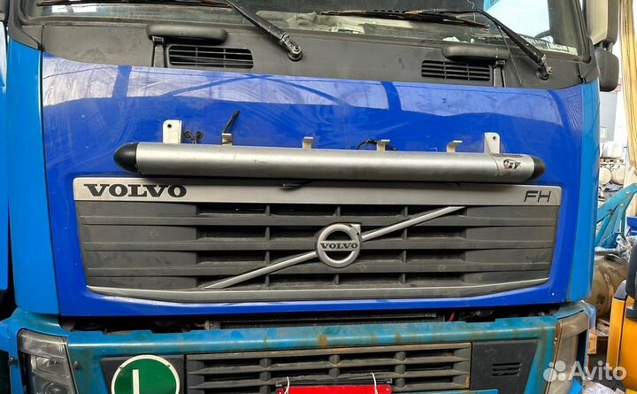 Дуга на капот Volvo FH