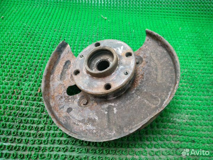 Кулак поворотный передний левый Лада 2114 2008