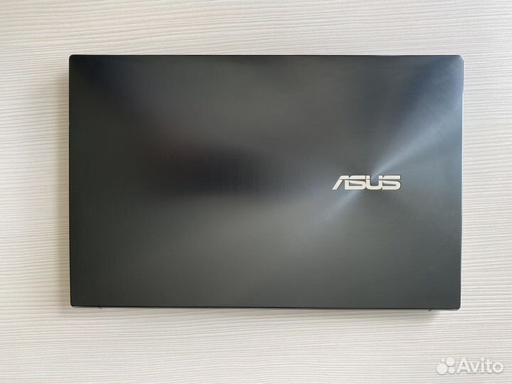 Ноутбук asus