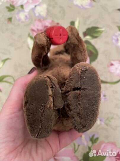 Мишка заводной с бочонком мёда