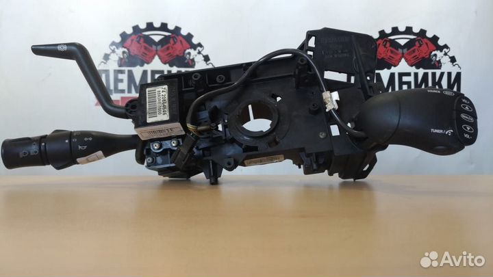 Переключатель подрулевой левый 7421535763 renault