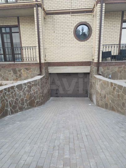 4-к. квартира, 102 м², 1/2 эт.