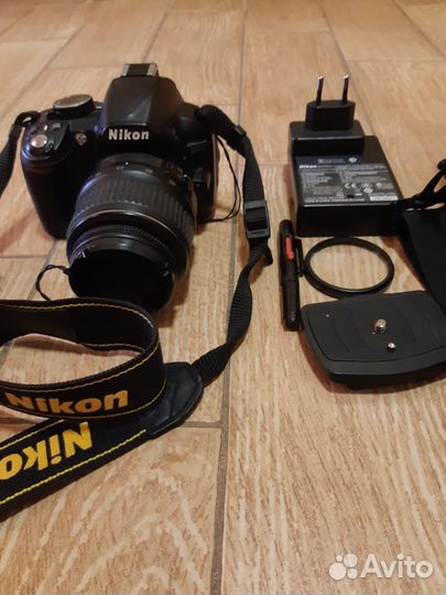 Зеркальный фотоаппарат