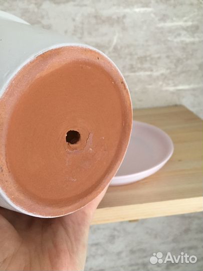 Белый керамический цветочный горшок 1,2л