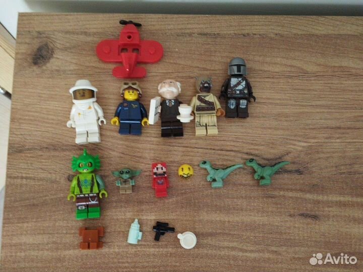 Lego Минифигурки + аксессуары