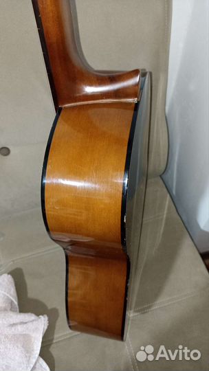 Классическая гитара yamaha c40